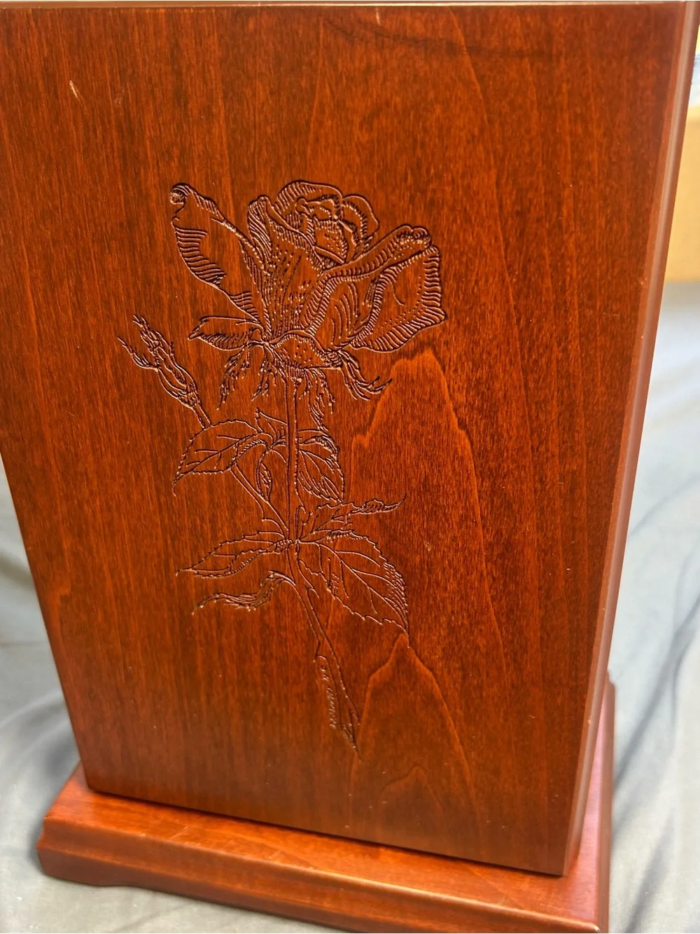Vintage Eureka Jewelry Box Reed & Barton Wood Chest Velvet Lined USA Large Rose